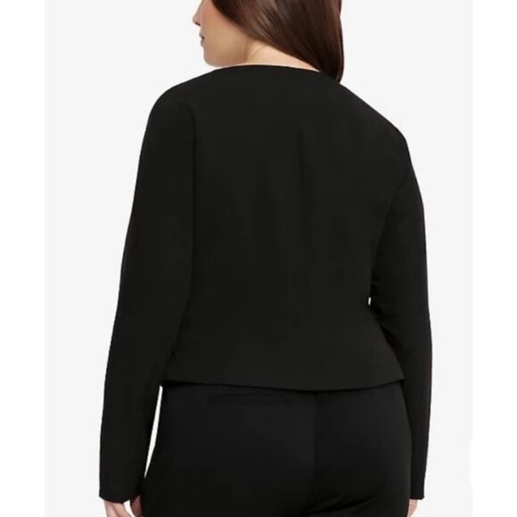Torrid Women Black Studded Long Sleeve Open Front Blazer Size 3 NWT - Picture 2 of 11
